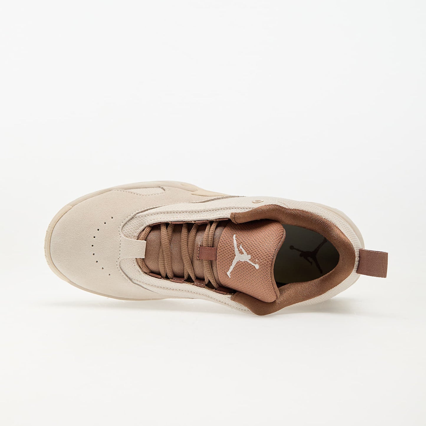 Jordan Max Aura 6