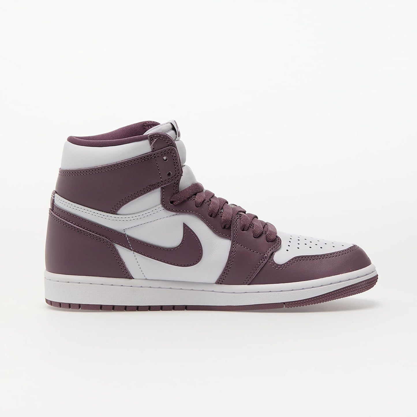 Air Jordan 1 High OG "Mauve"