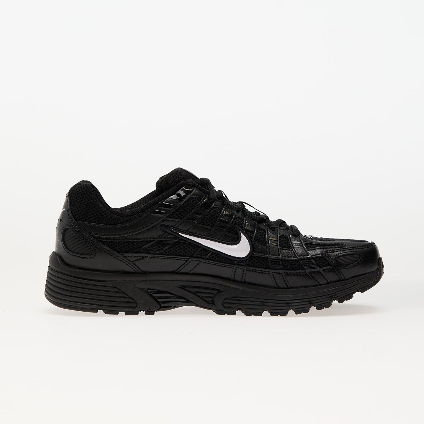 Nike P-6000
