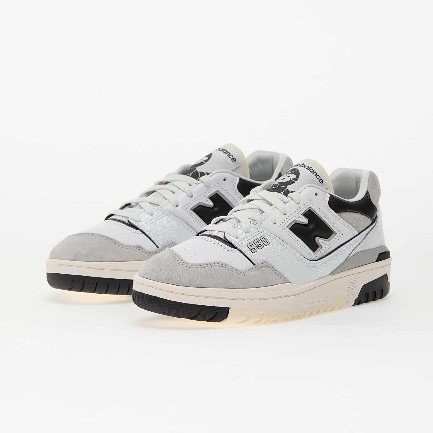 New Balance 550