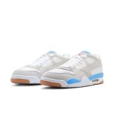 Air Jordan 4 RM