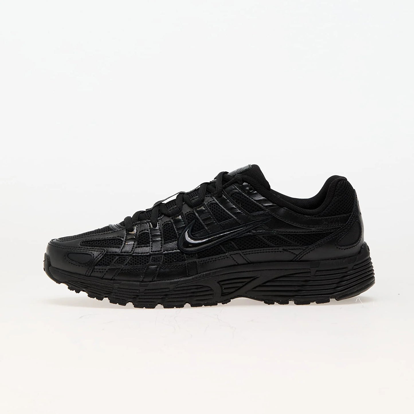 Nike P-6000