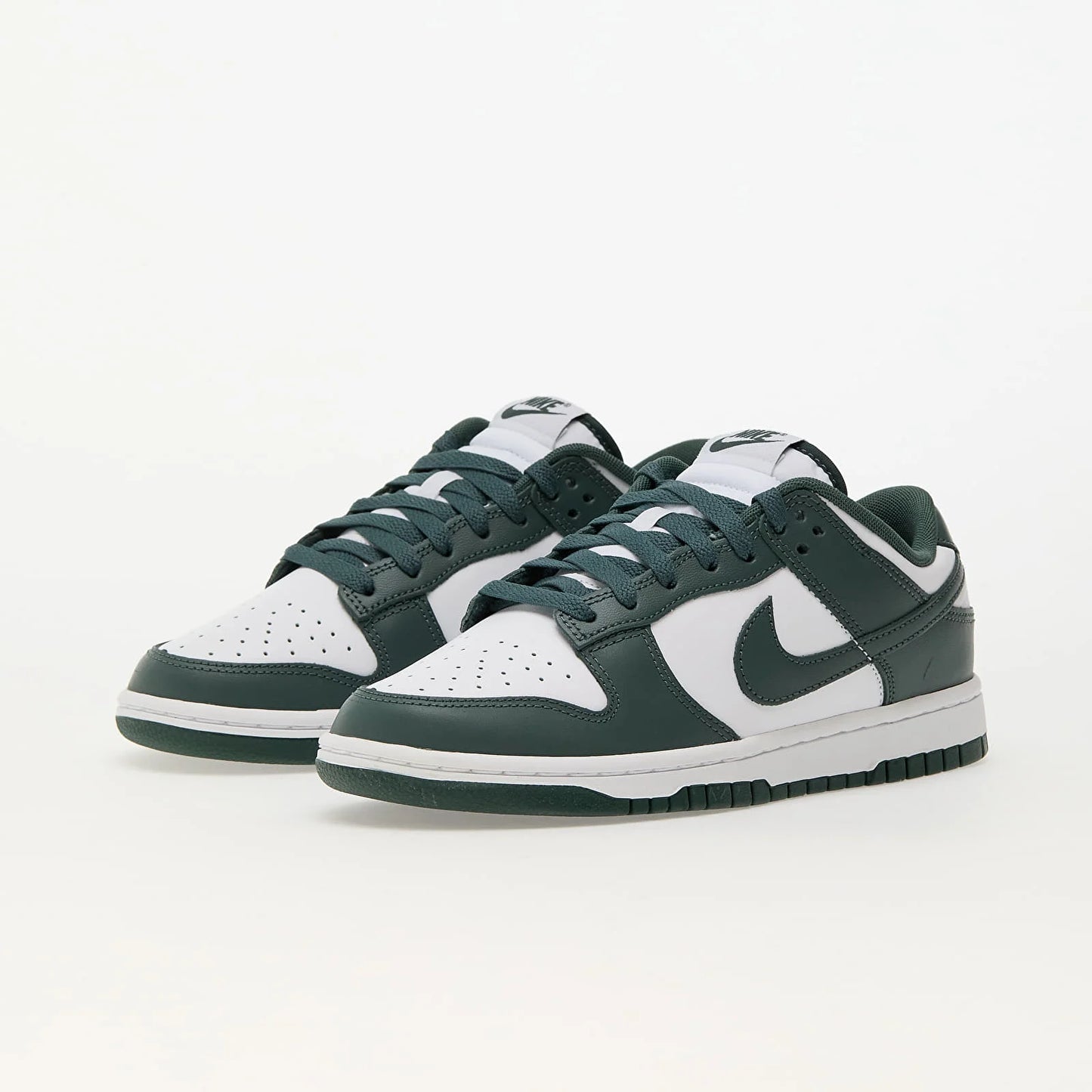 Nike Dunk Low Retro