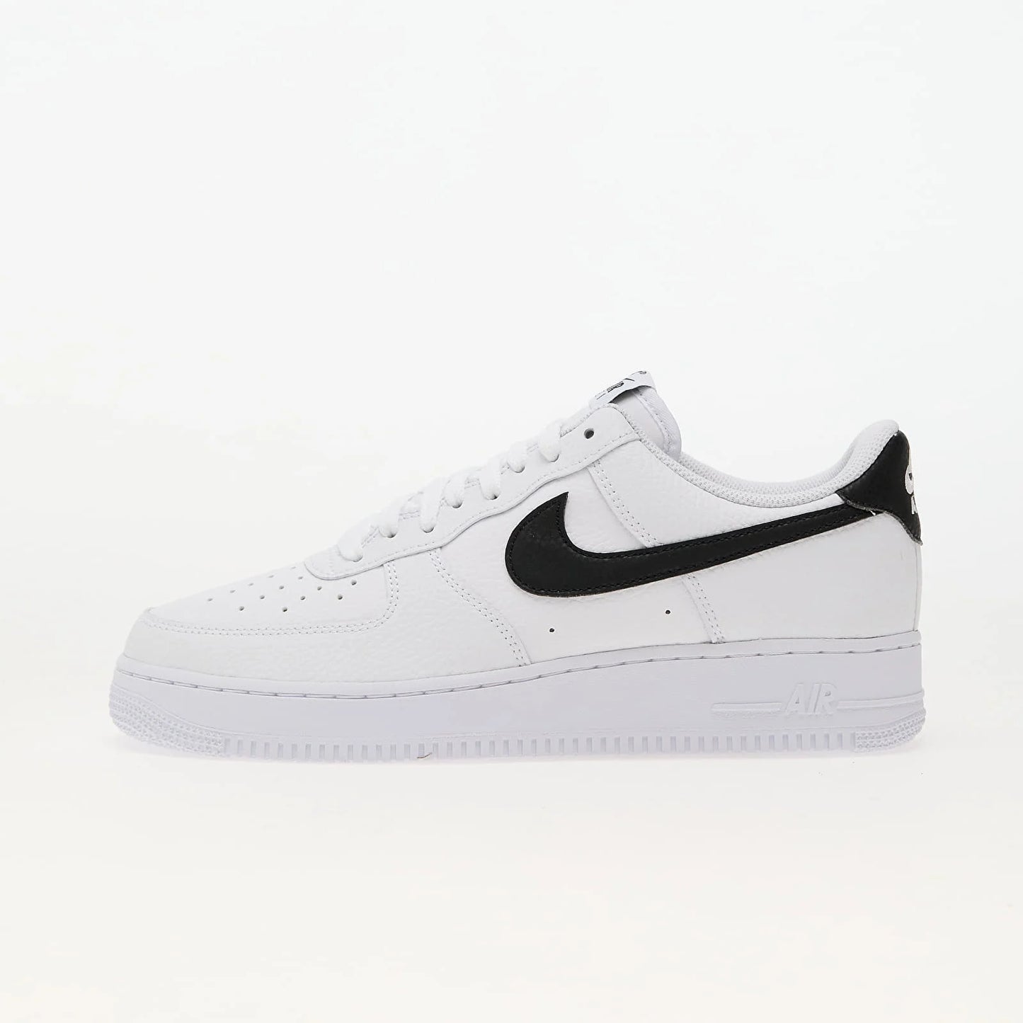 Nike Air Force 1 '07