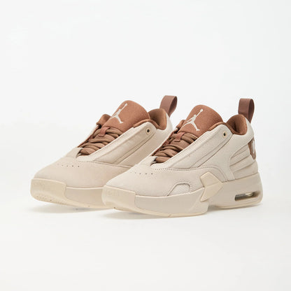 Jordan Max Aura 6