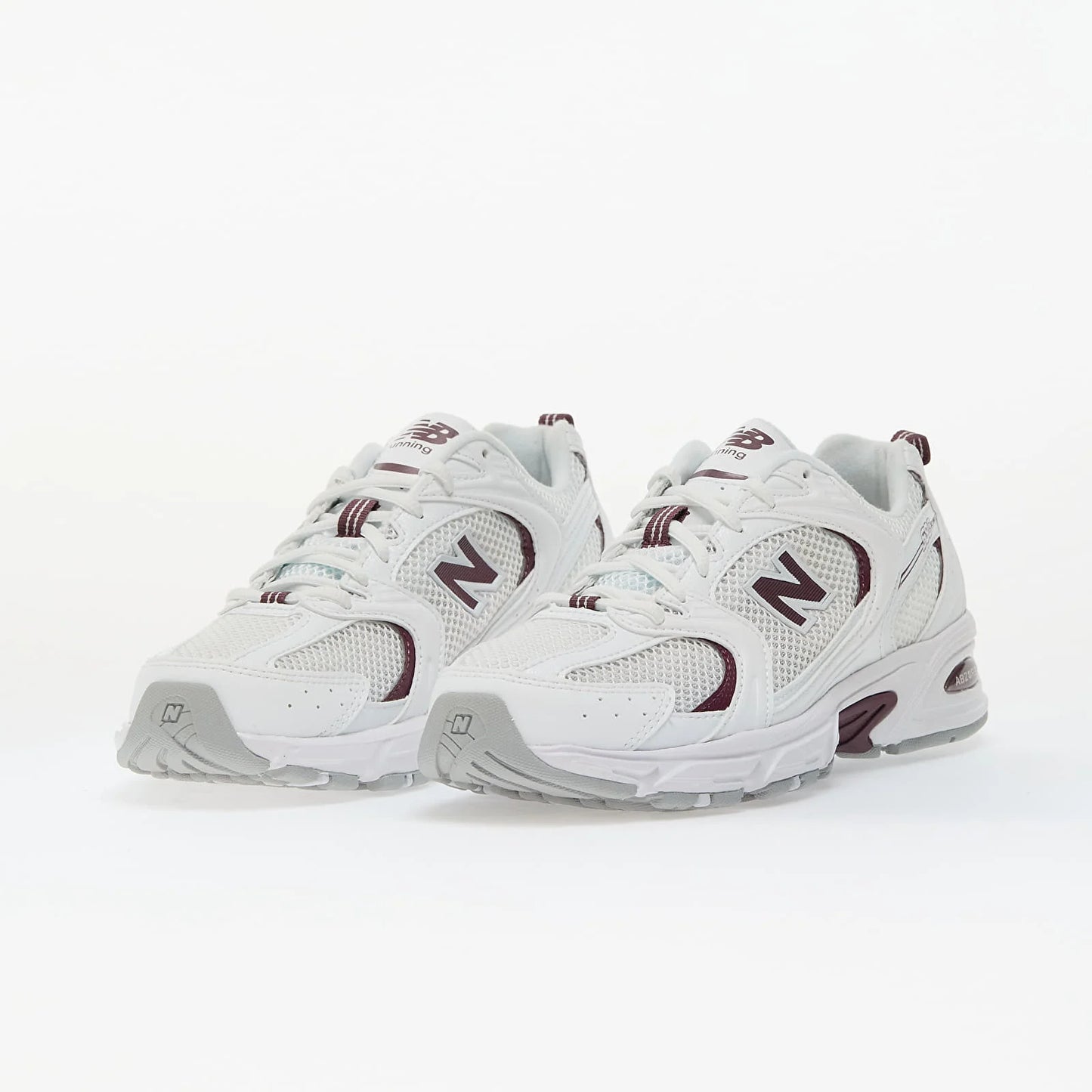 New Balance 530