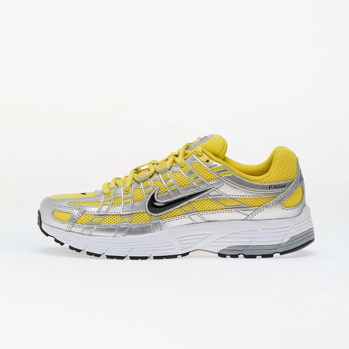 Nike P-6000