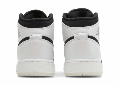 Air Jordan 1 Mid Diamond Shorts