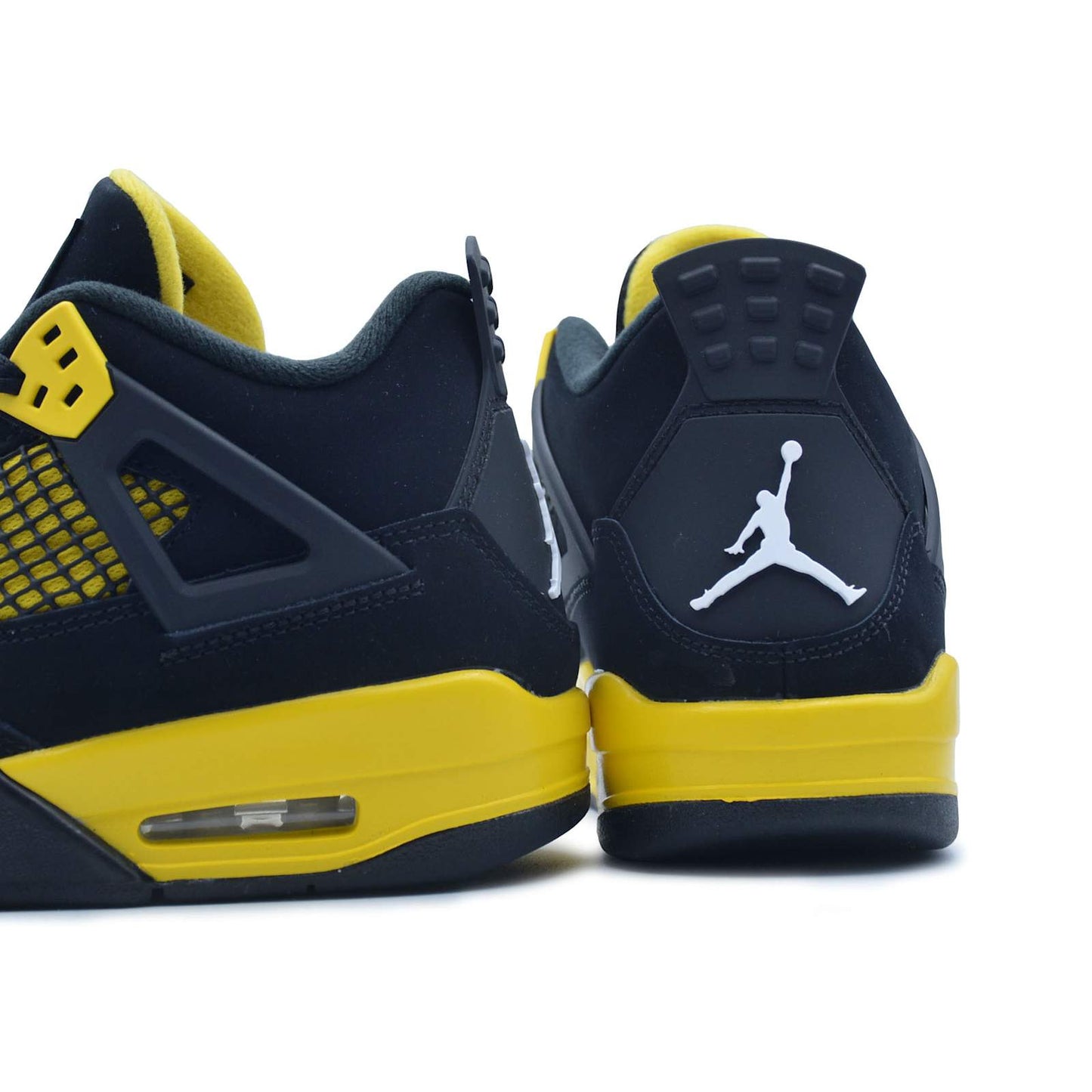 Air Jordan 4 Thunder