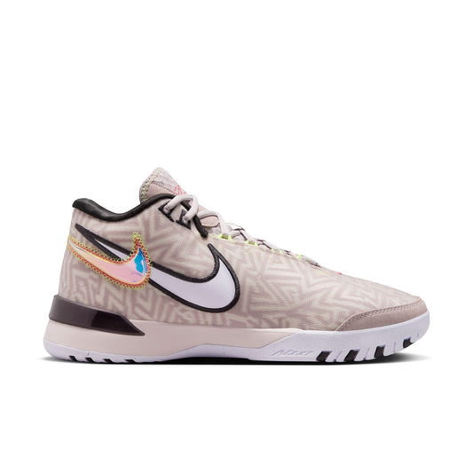 Nike LeBron NXXT Genisus "Platinum Violet"